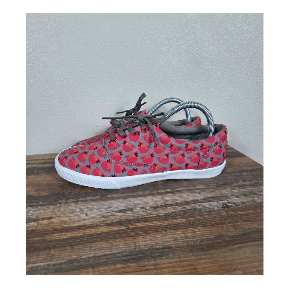 Bucketfeet Woman's Cardinal Design Lace Up Low Top Canvas Sneakers size 8